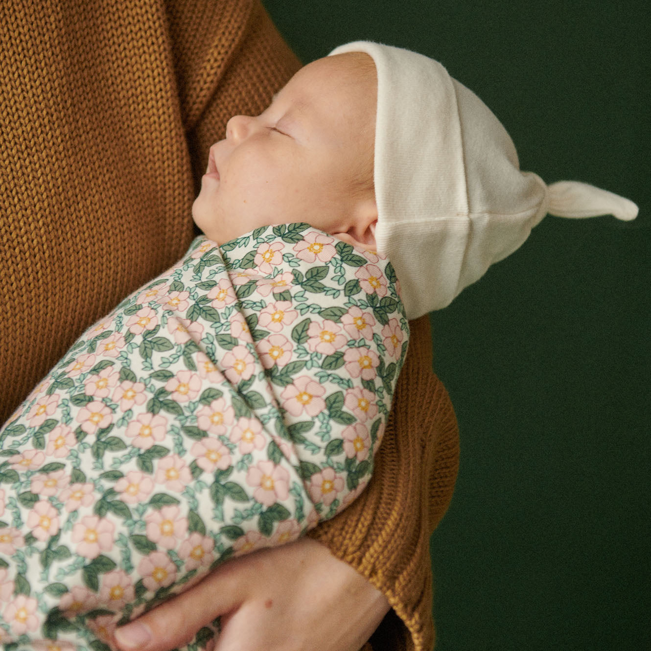 WRAP | Garland Print-Extra Img - 1